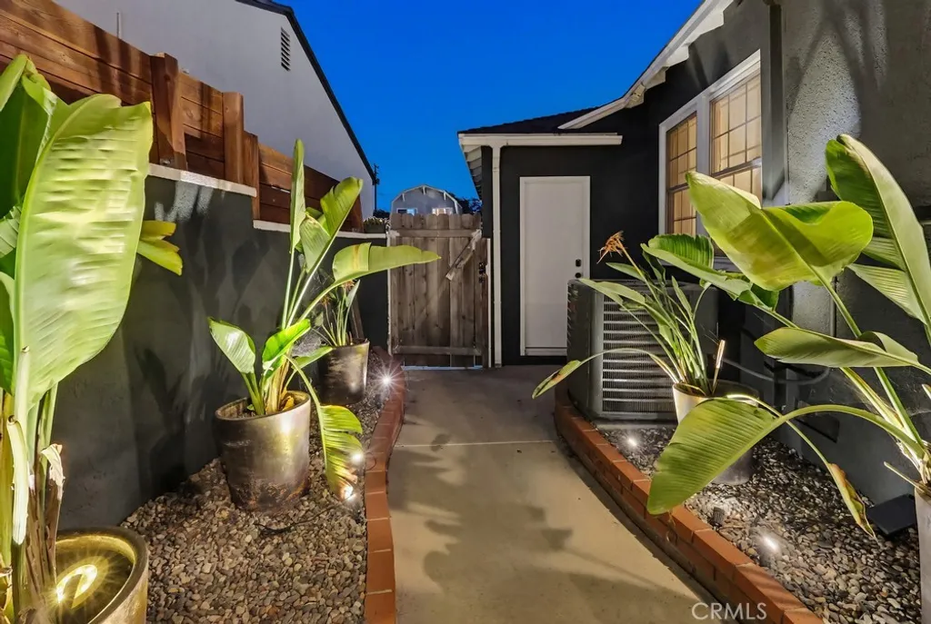 Additional image 6 of 2713 Flangel St, Lakewood, CA 90712