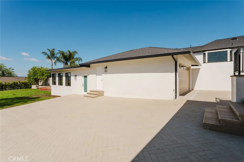 Additional image 135 of 941 Sherlock Drive, Burbank, CA 91501