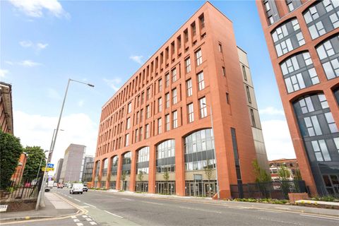 Spinners Way, Manchester, Greater Manchester M15