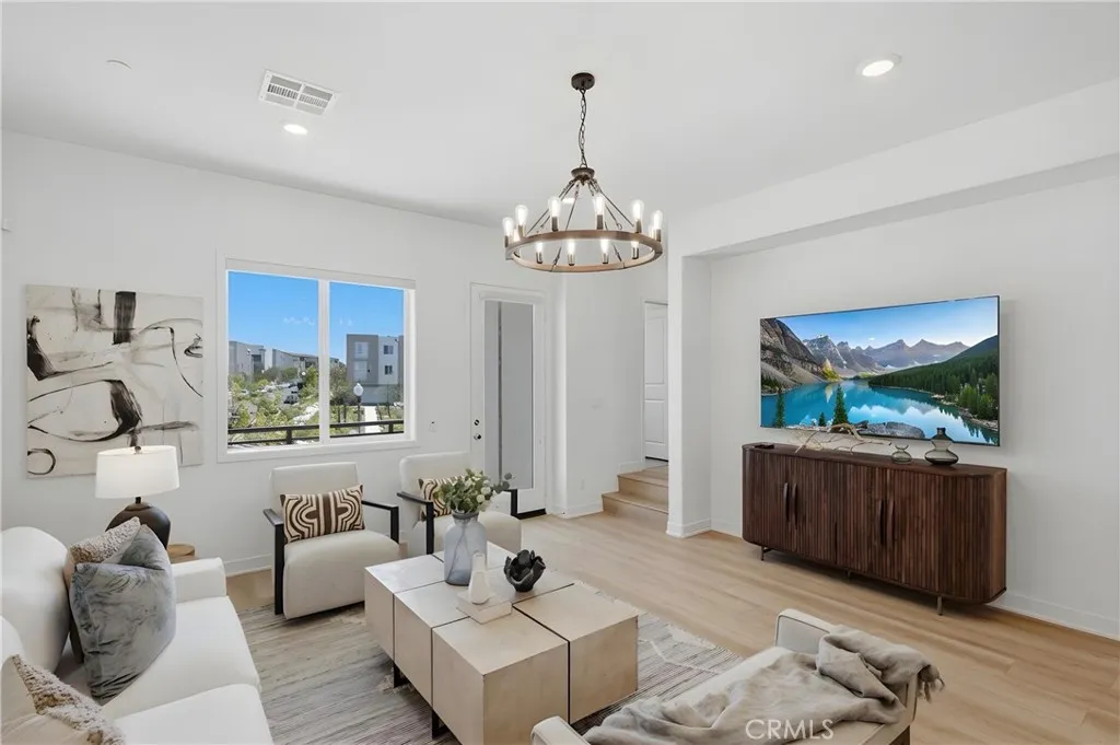 Additional image 6 of 253 Sash, Irvine, CA 92618