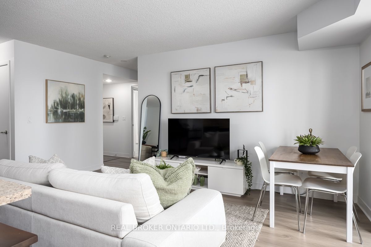 Additional image 4 of 1214-155 Legion Road N, Toronto, ON, M8Y 0A7