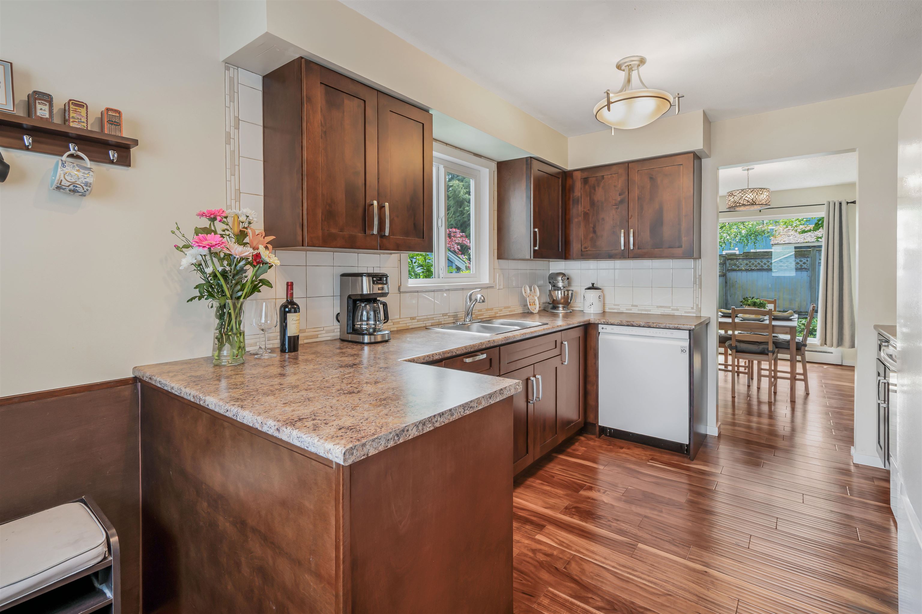 Additional image 5 of #7-9976 149th Street, Surrey, BC, V3R 7W7