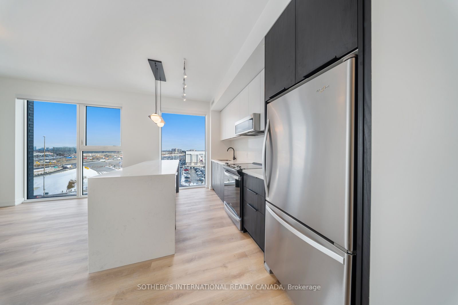 Additional image 5 of 502-5 York Garden Way, Toronto, ON, M6A 2V1