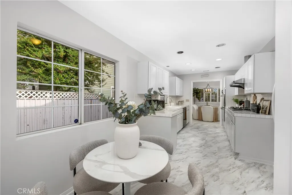 Additional image 101 of 531 W Walnut Ave, Monrovia, CA 91016