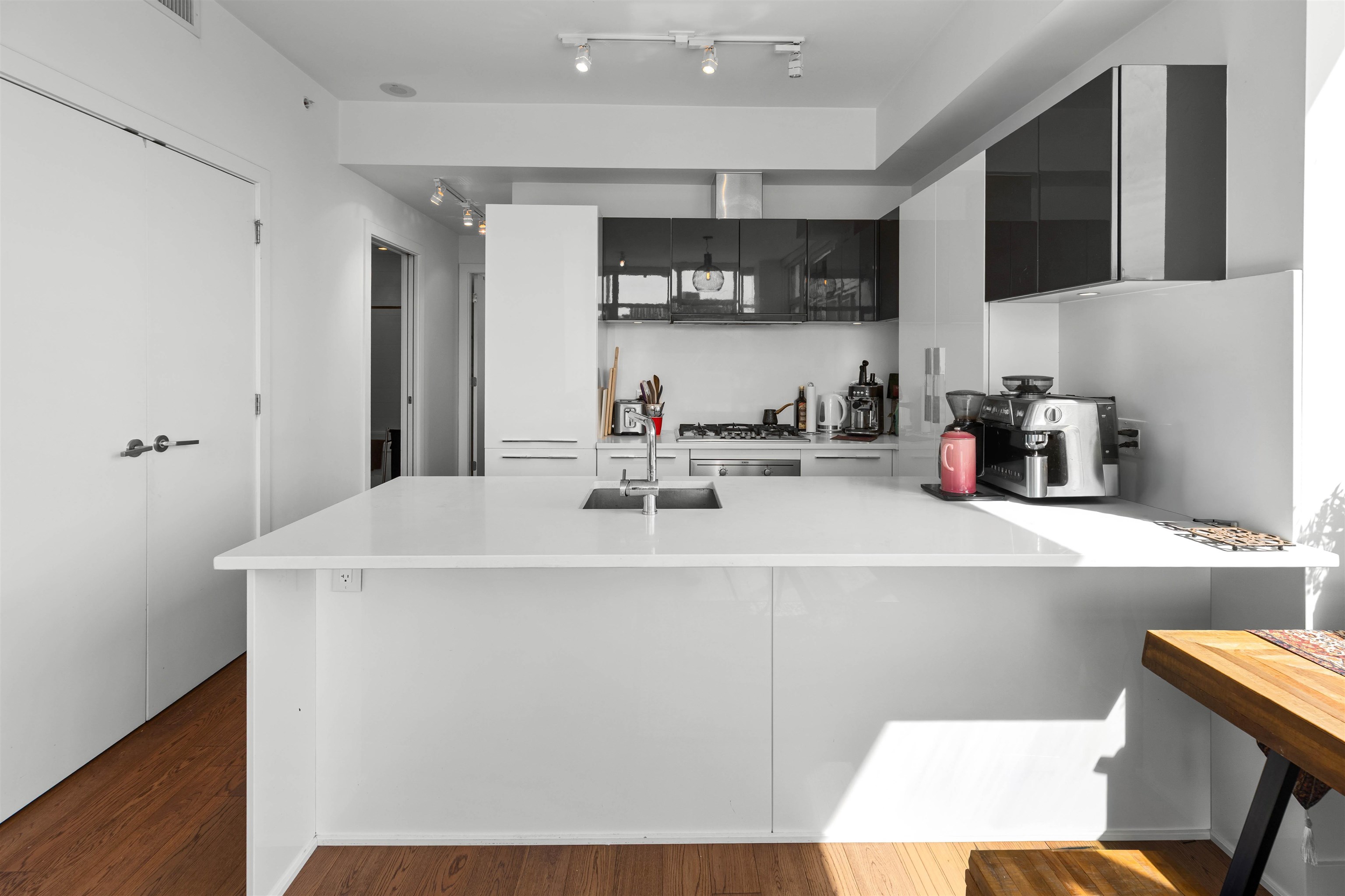 Additional image 3 of 1001-108 1st Avenue E, Vancouver, BC, V5T 0E4