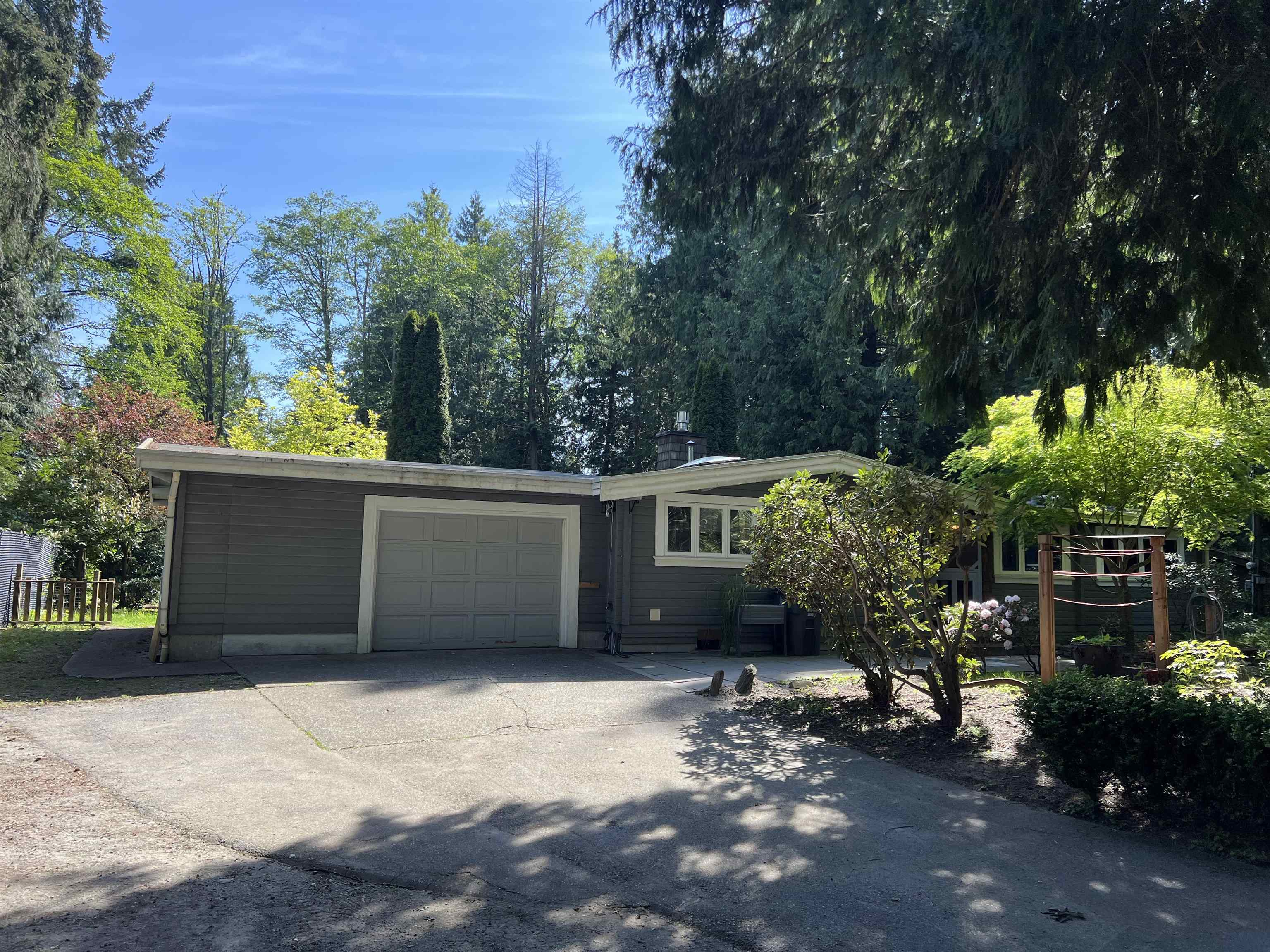Additional image 2 of 12564 24 Avenue, Surrey, BC, V4A 2E4