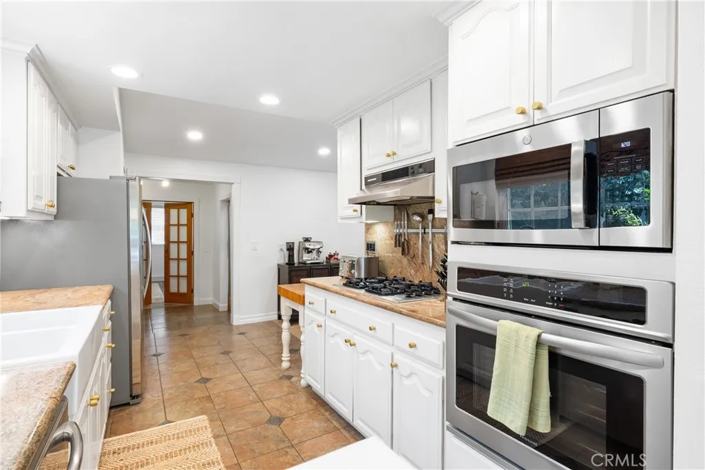Additional image 17 of 8420 Cozycroft Ave, Winnetka, CA 91306