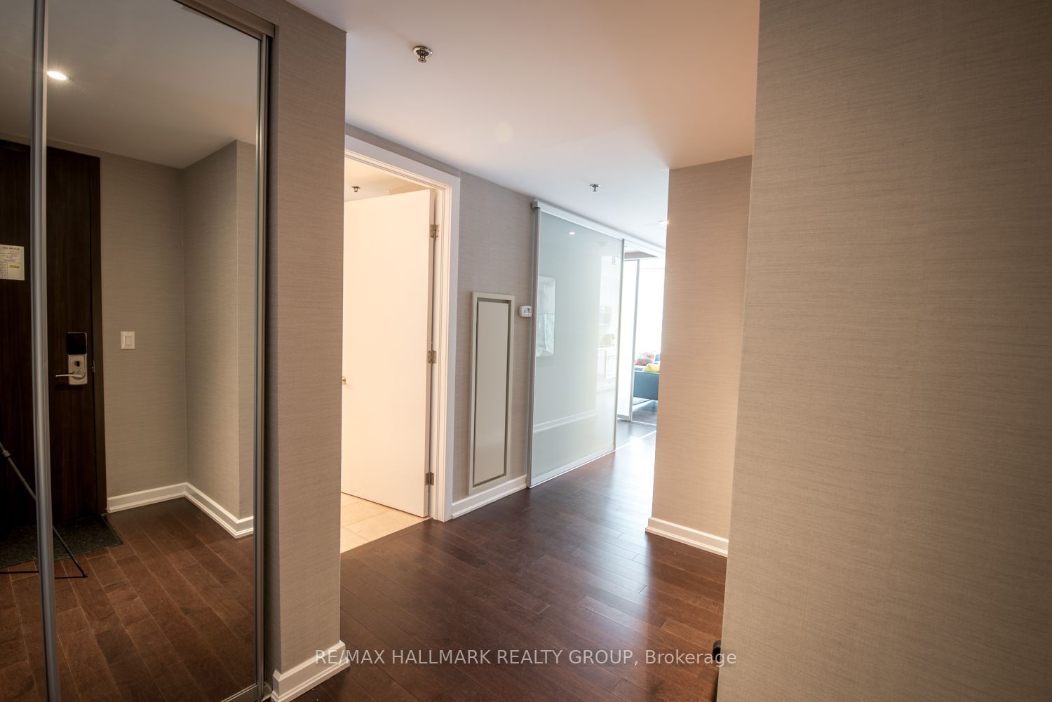Additional image 5 of 201-300 Lisgar Street, Ottawa, ON, K2P 0E2