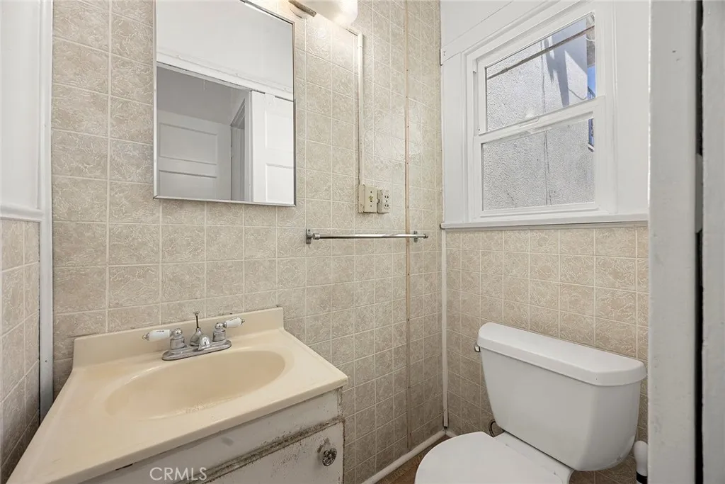 Additional image 45 of 805 W Bay Ave, Newport Beach, CA 92661
