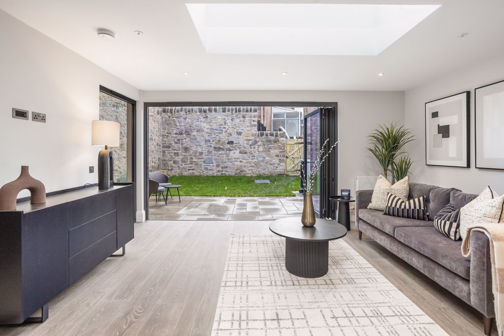 Additional image 14 of 5 bed terraced house for sale15 Millerfield Place, Marchmont, Edinburgh EH9