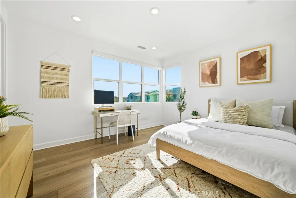 Additional image 109 of 124 Chant, Irvine, CA 92618