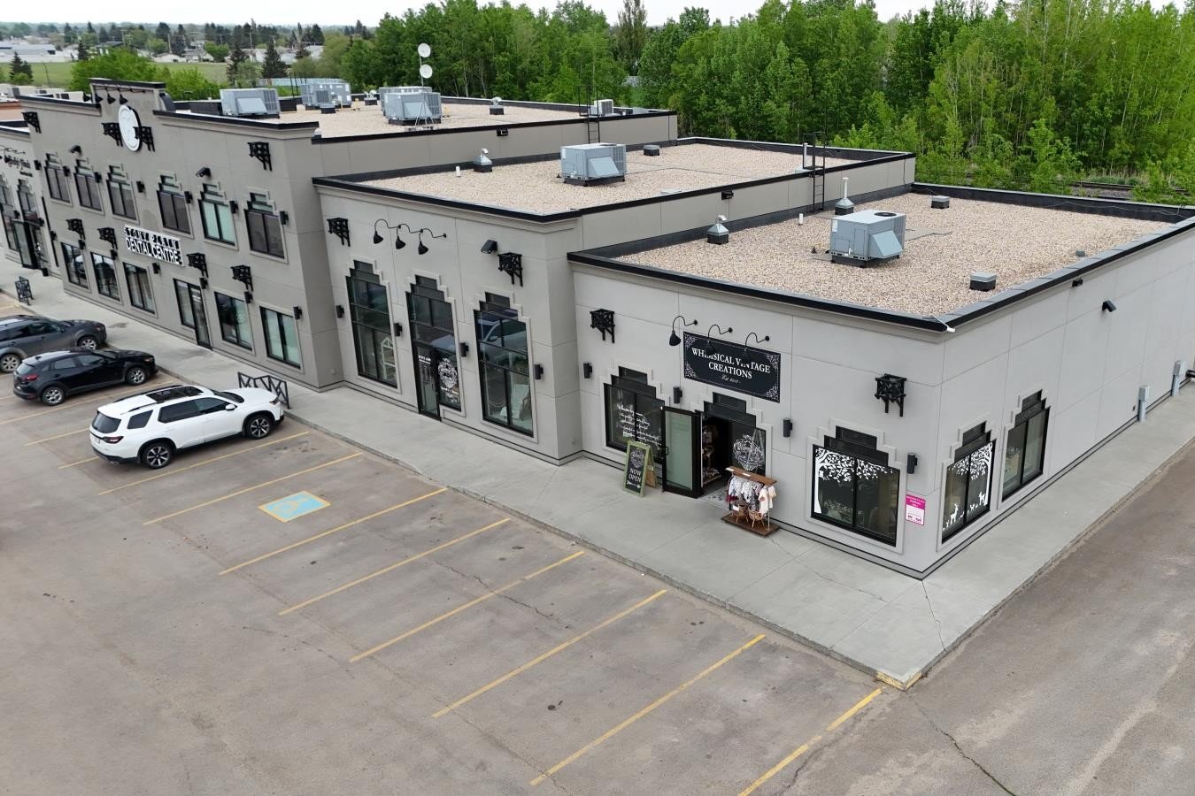Additional image 8 of 101 & 105, 3919 49 Avenue, Stony Plain, AB, T7Z2J7
