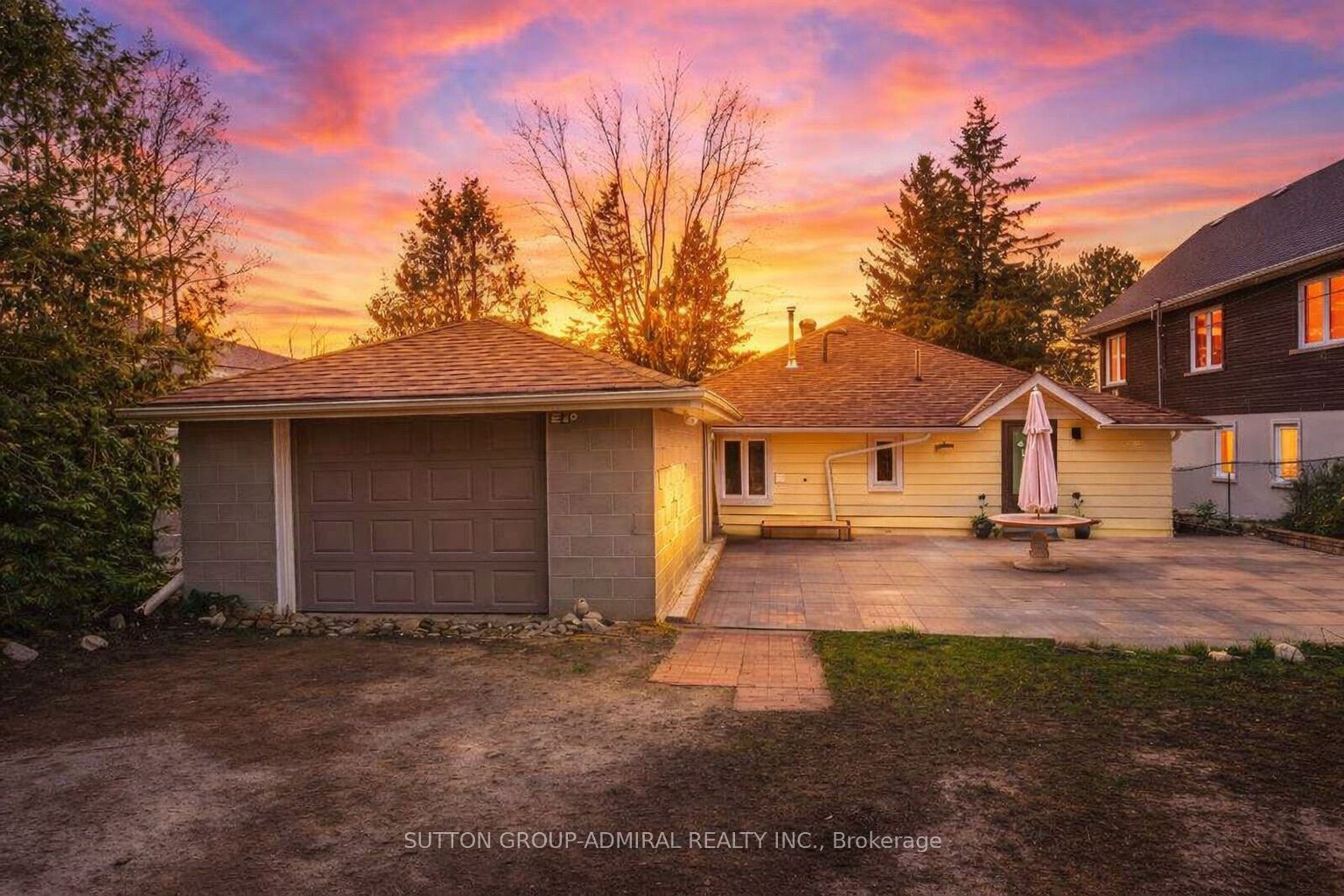 1074 River Road E, Wasaga Beach, ON, L9Z 2R1