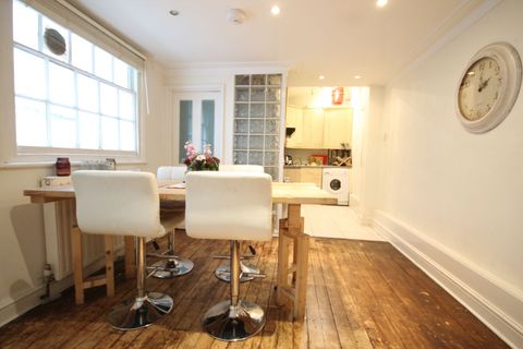 Leighton Road, Kentish Town NW5