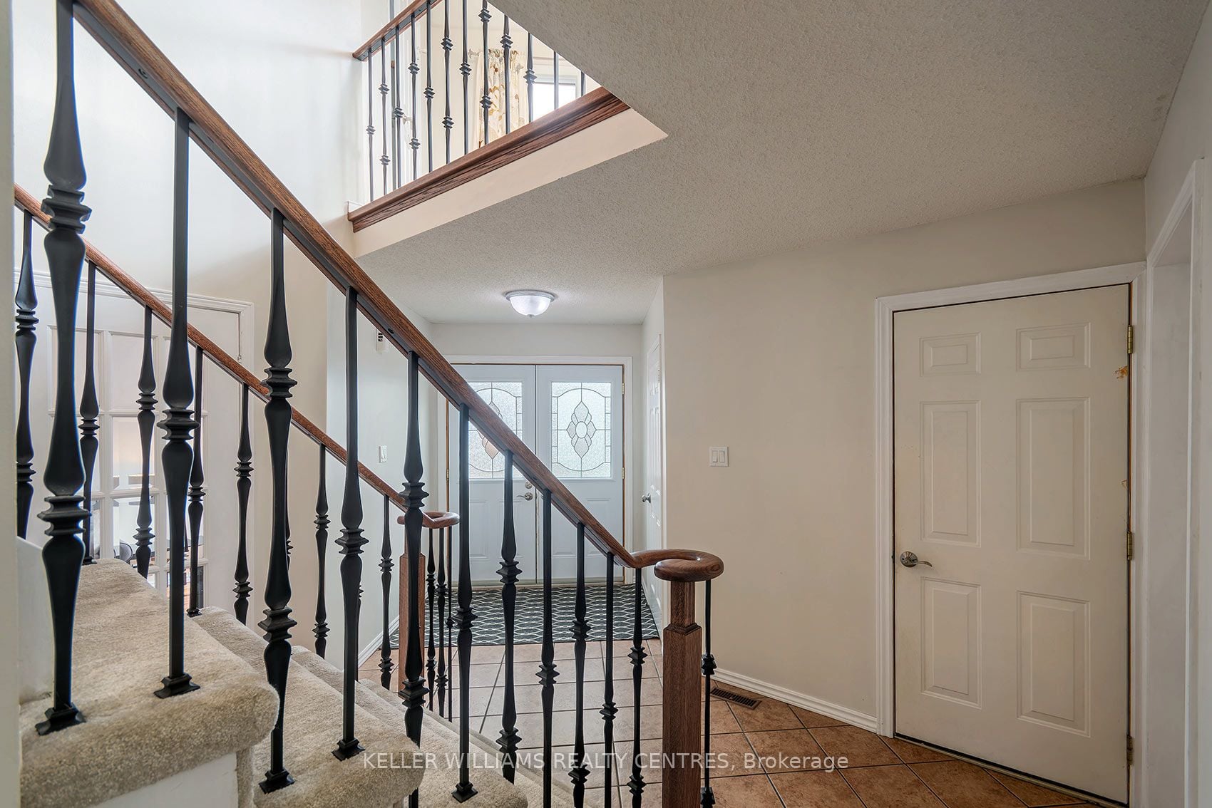 Additional image 3 of 3335 Sundew Court, Mississauga, ON, L5N 5X6