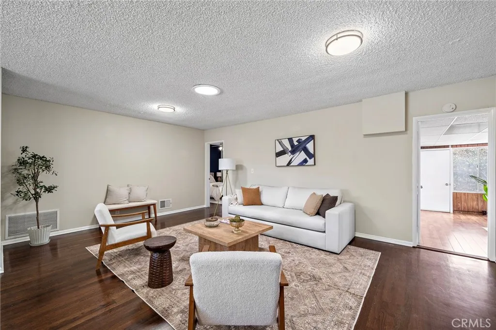 2911 W 135th, Gardena, CA 90249 photo 4