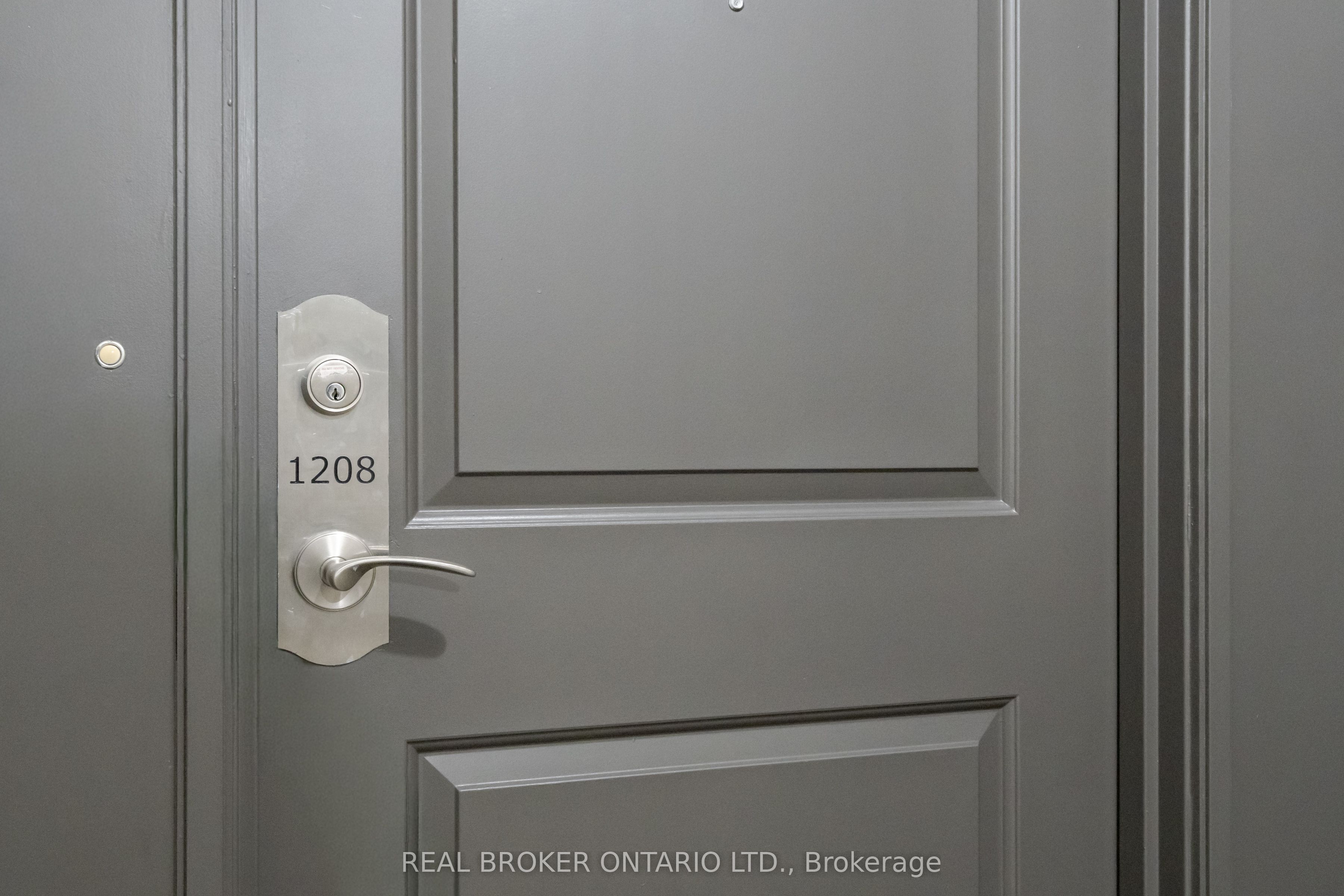 Additional image 2 of 1208-133 Wynford Drive, Toronto, ON, M3C 0J5