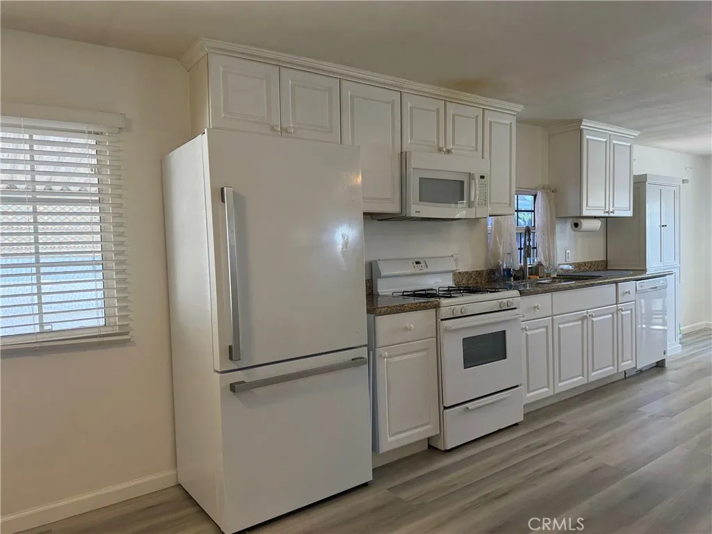 Additional image 28 of 17700 Avalon Boulevard Unit 40, Carson, CA 90746