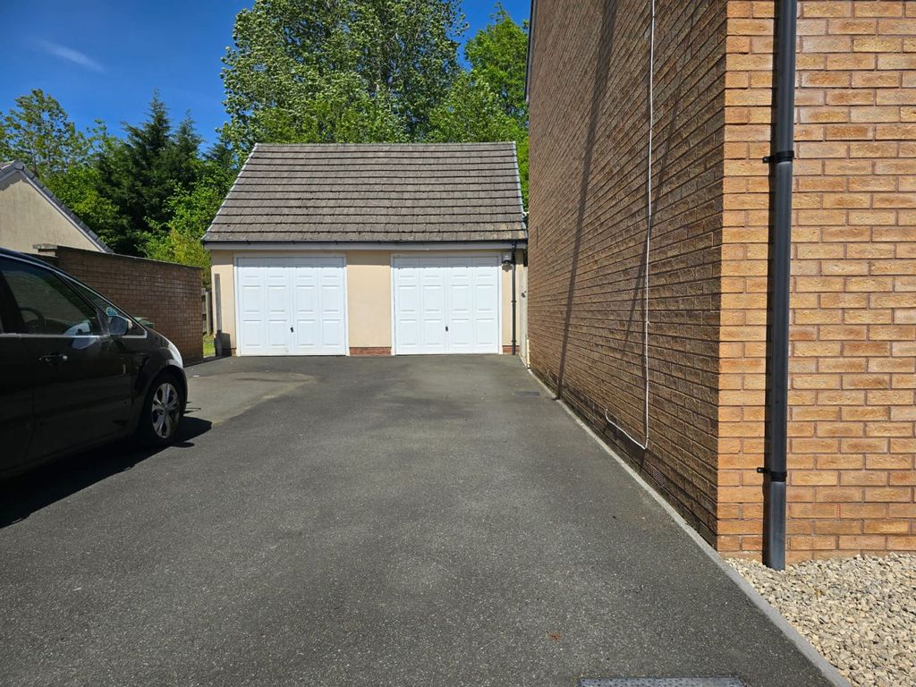 Additional image 28 of 3 bed semi-detached house for saleCoity, Bridgend CF35