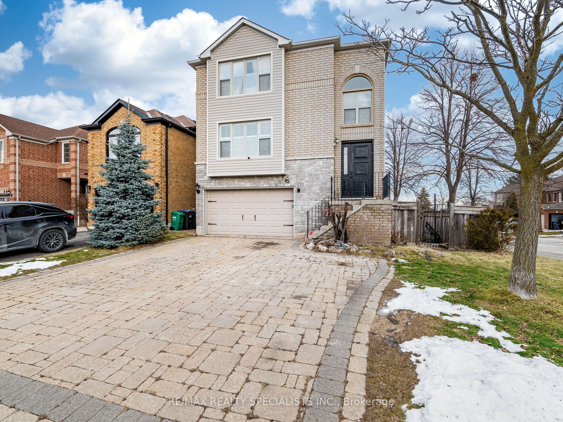 Additional image 2 of 85 Forestgrove Circle, Brampton, ON, L6Z 4T5