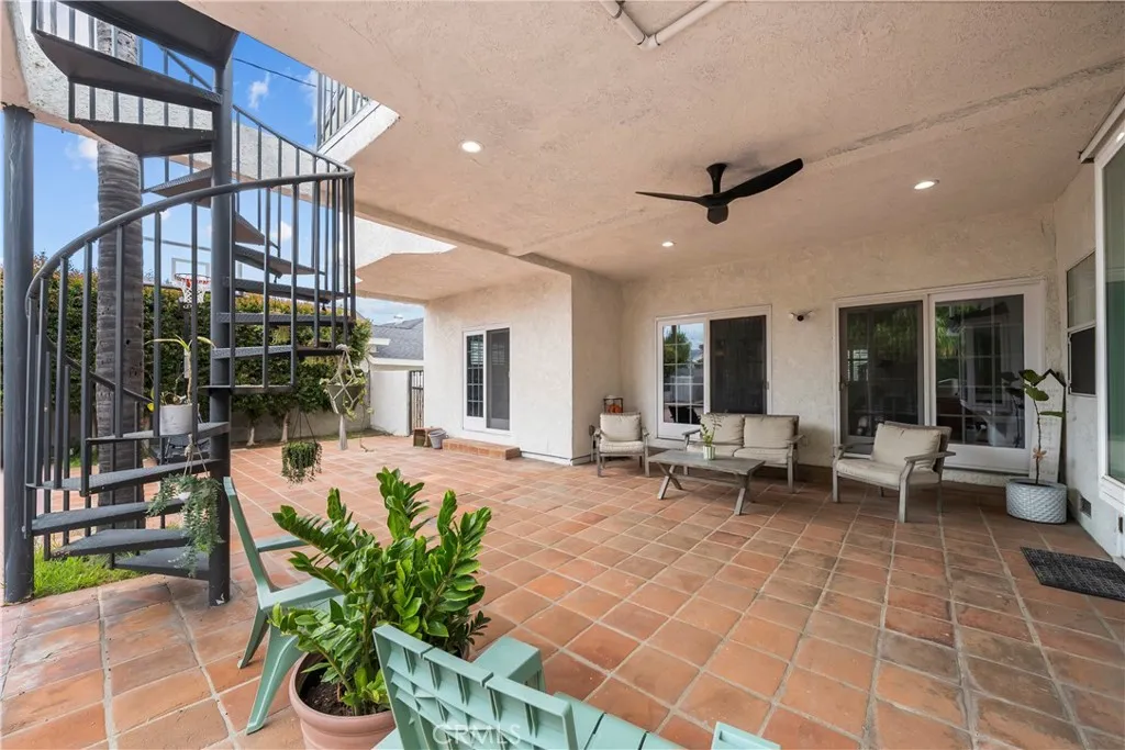 Additional image 103 of 10206 Gothic Ave, North Hills, CA 91343