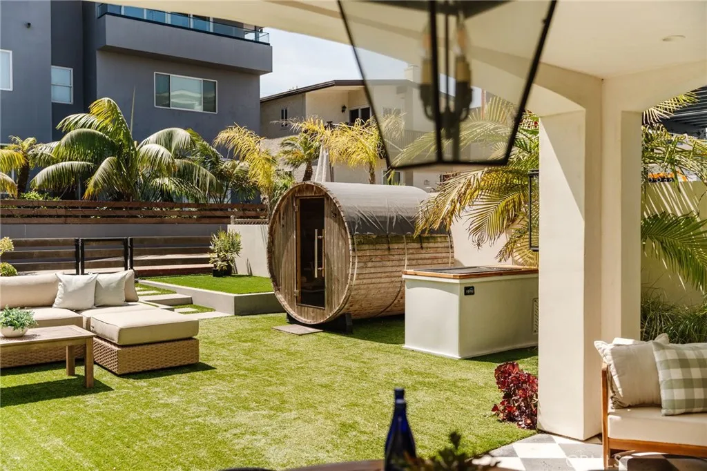Additional image 91 of 429 20th Street, Manhattan Beach, CA 90266