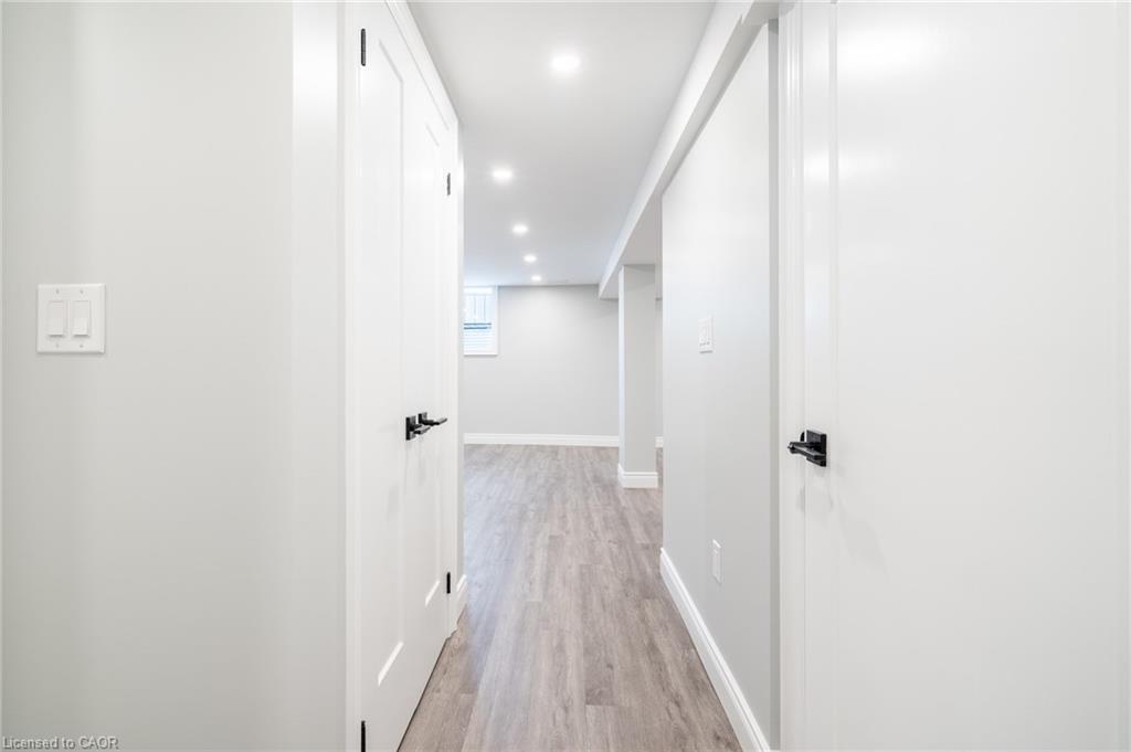 Additional image 3 of 2-5482 Randolph Crescent, Burlington, ON, L7L 3C5