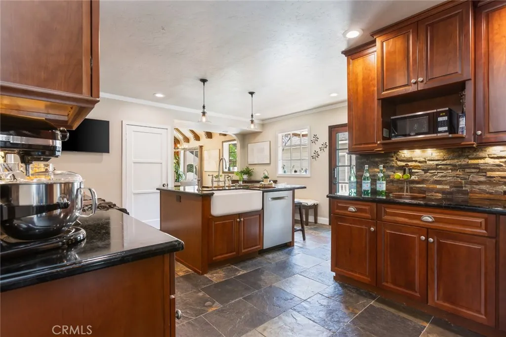 Additional image 95 of 3639 Falcon Avenue, Long Beach, CA 90807
