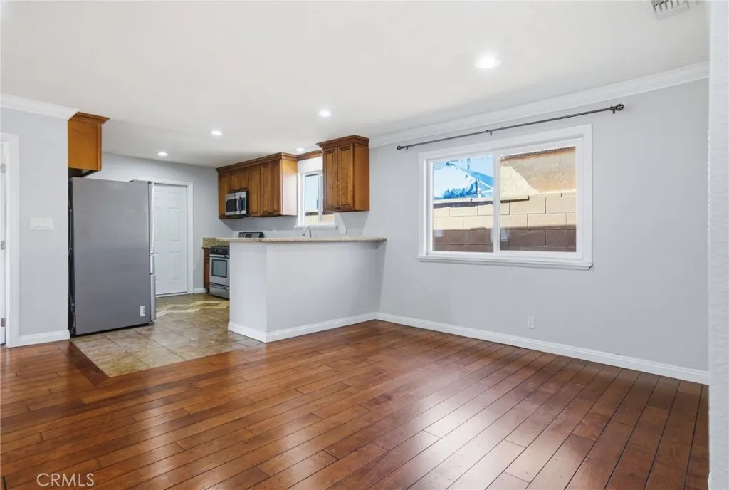 Additional image 88 of 2083 S Cedar Street, Santa Ana, CA 92707