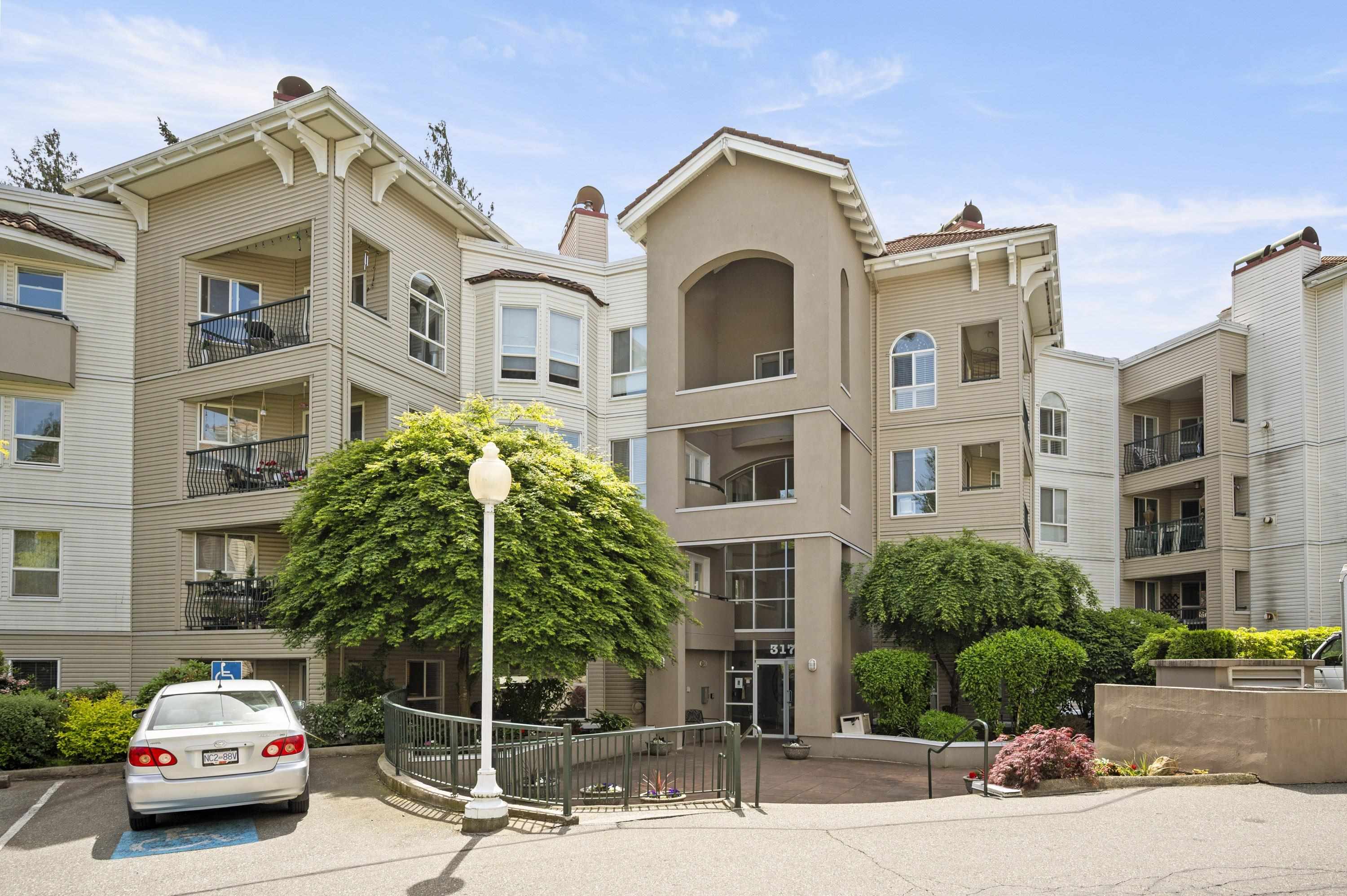 208-3176 Gladwin Road, Abbotsford, BC, V2T 6R7