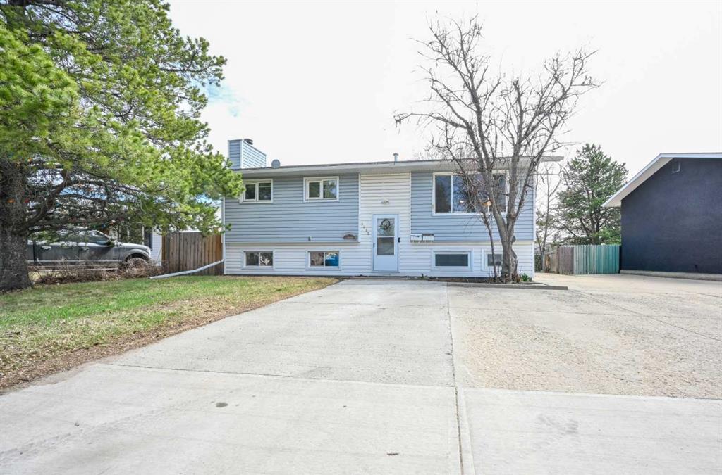 Additional image 2 of 9815 80 Avenue, Grande Prairie, AB, T8V 3S5