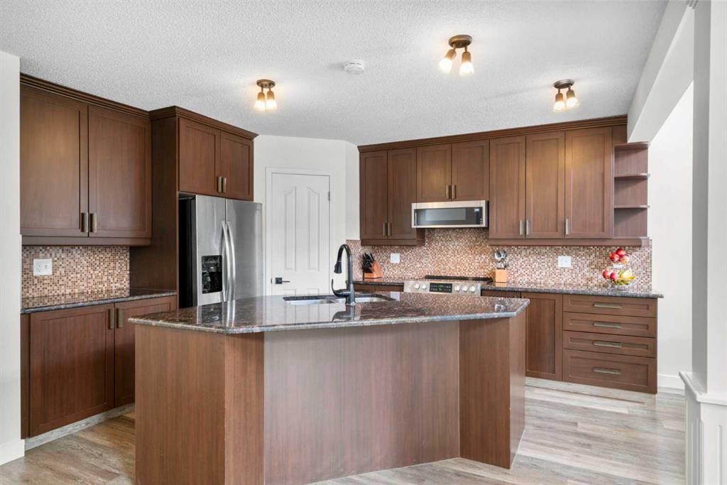 Additional image 6 of 176 Douglas Ridge Green SE, Calgary, AB, T2Z 2T4