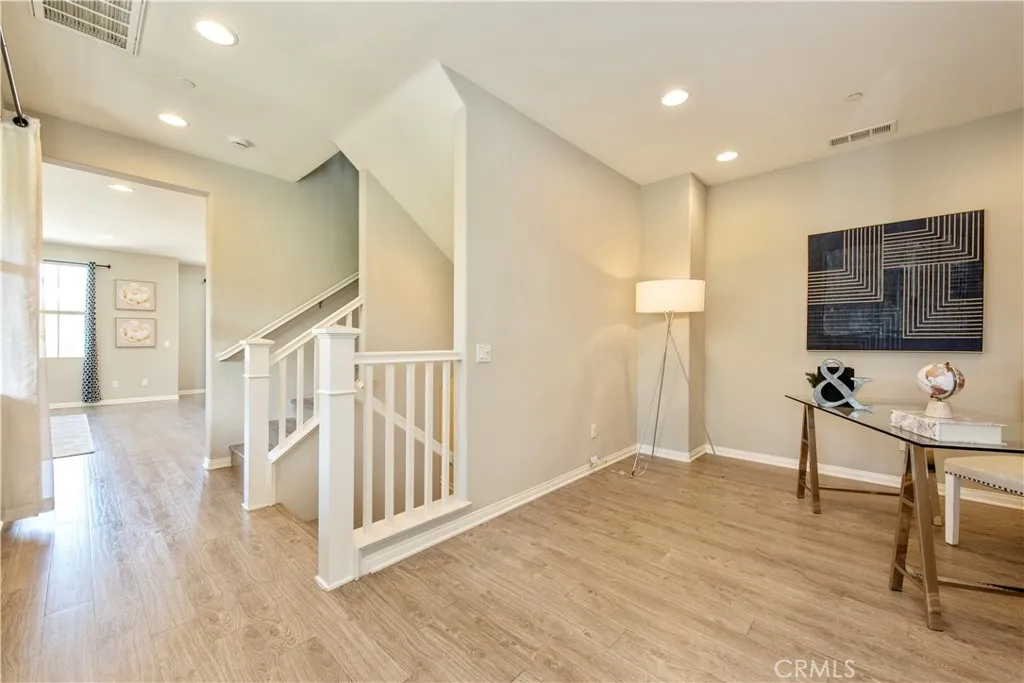 Additional image 24 of 68 Origin, Irvine, CA 92618