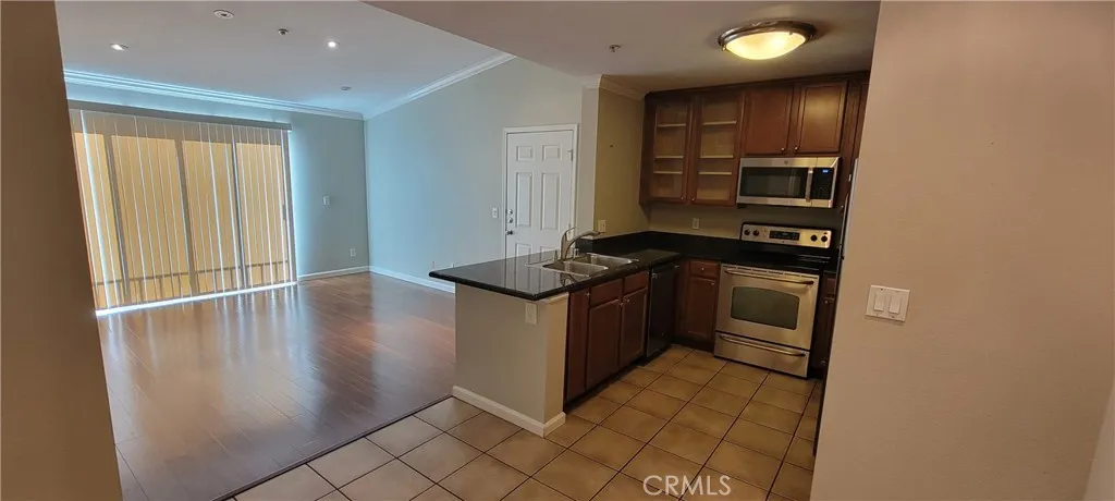 Additional image 30 of 1015 La Terraza Cir Unit 304, Corona, CA 92879