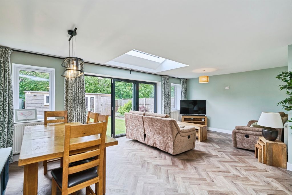 Additional image 3 of 4 bed detached house for saleBrookfield Way, Tipton DY4
