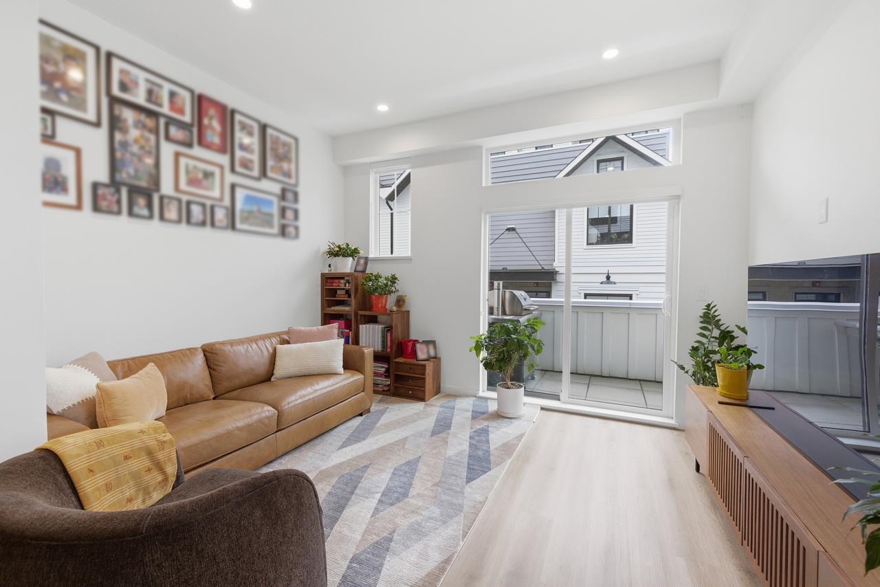 Additional image 3 of 13-237 Ridgeway Avenue, North Vancouver, BC, V7L 0H6
