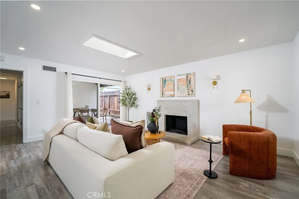 Additional image 6 of 1179 Dorset Ln, Costa Mesa, CA 92626