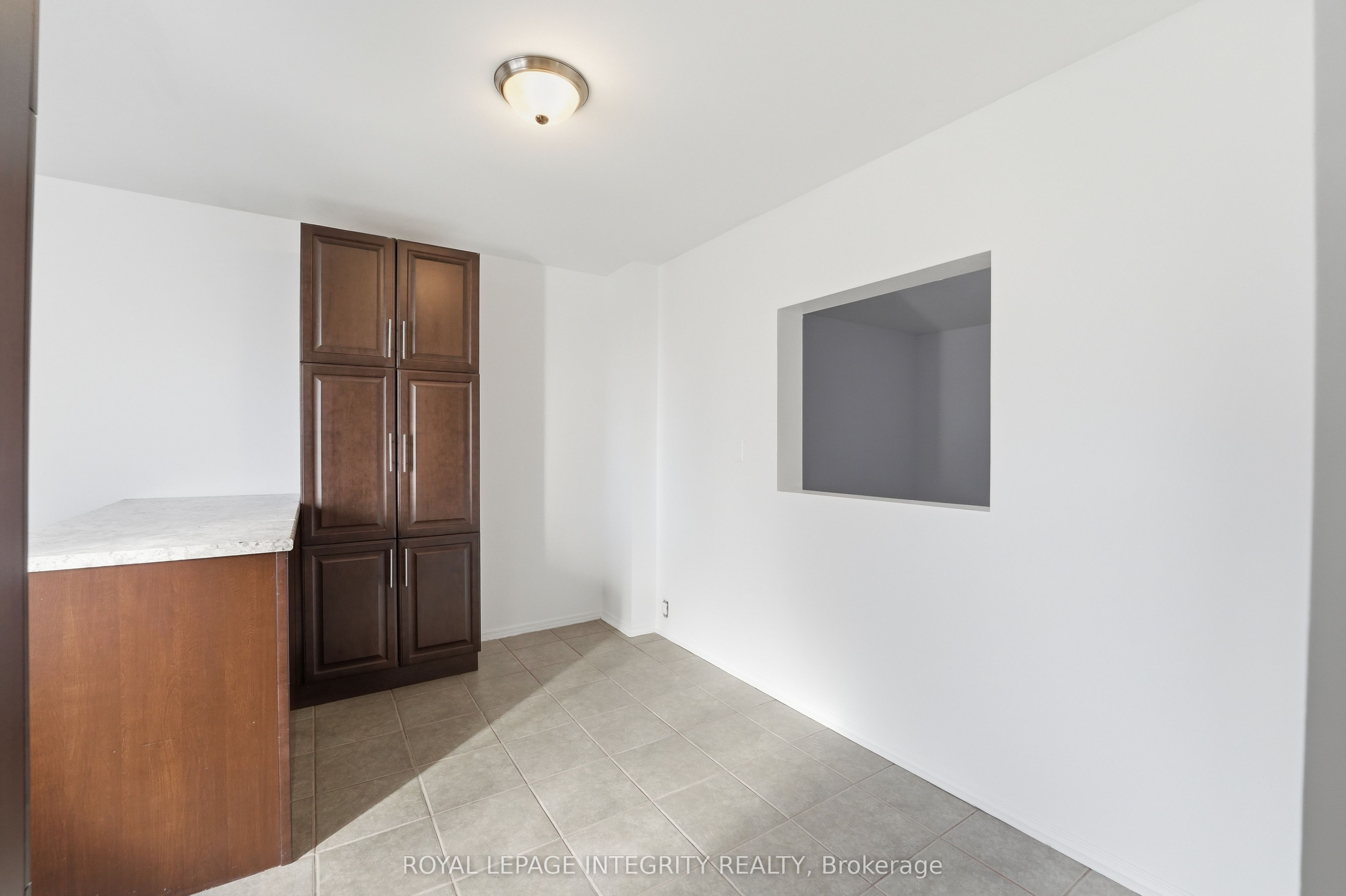 Additional image 5 of K-1460 Heatherington Road, Ottawa, ON, K1V 6S1