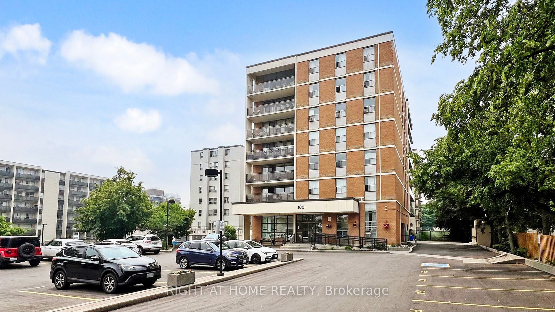 Additional image 2 of 607-180 Dudley Avenue, Markham, ON, L3T 4X2