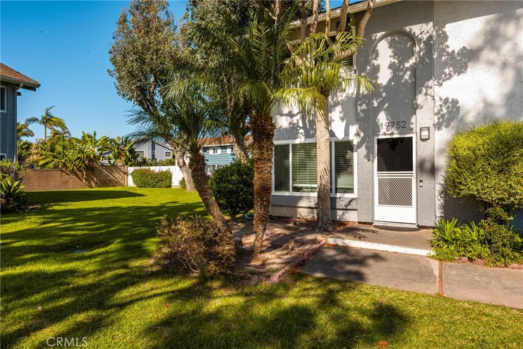Additional image 24 of 19752 Bromley Lane Unit 9, Huntington Beach, CA 92646
