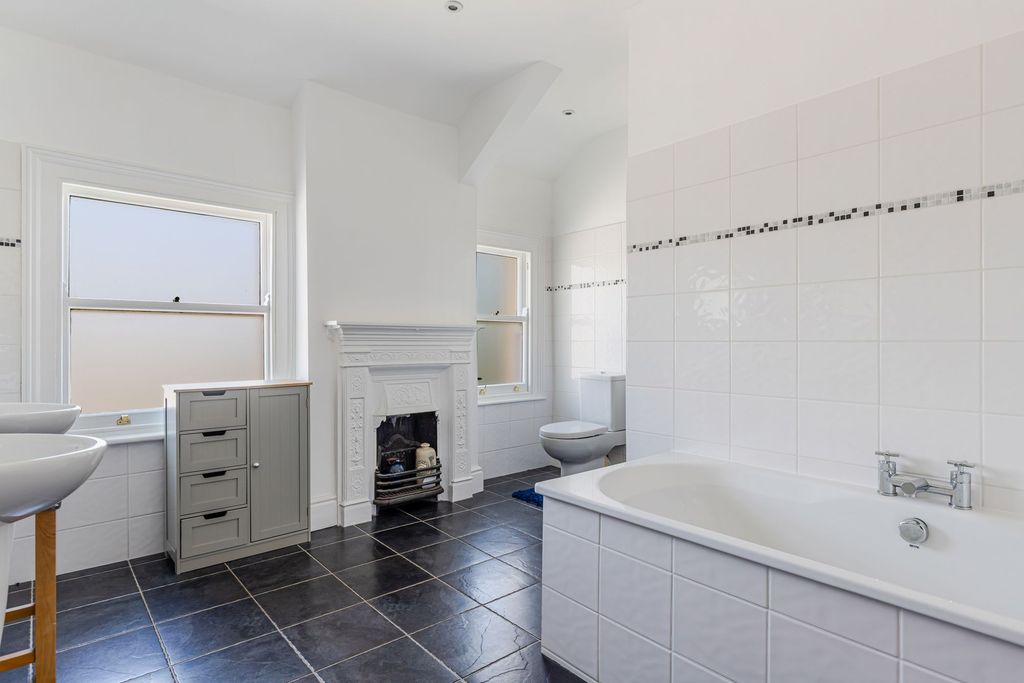 Additional image 26 of 7 bed end terrace house for saleWellswood, Torquay TQ1