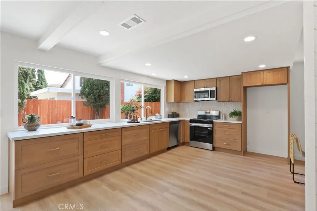 Additional image 2 of 734 S Vale Ave, Anaheim, CA 92806