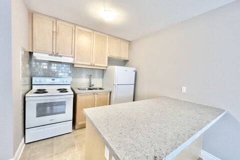 Additional image 7 of 4-100 Twenty Fifth Street, Toronto, ON, M8V 3P9