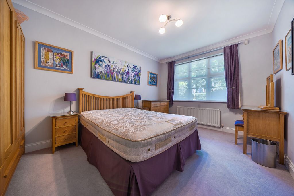 Additional image 18 of 2 bed flat for saleKemnal Road, Chislehurst BR7