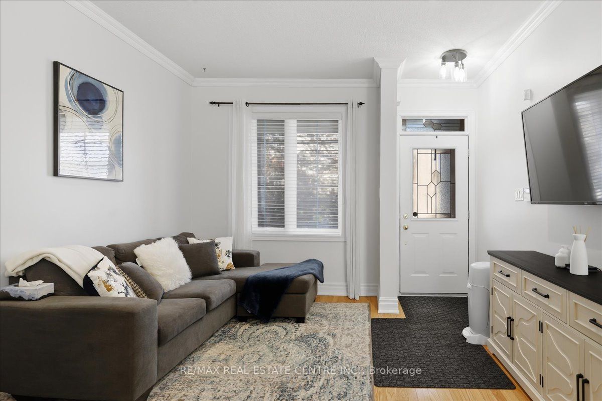 Additional image 3 of 83 Limeridge Street, Aurora, ON, L4G 7X9
