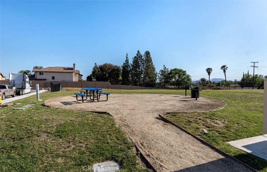 Additional image 30 of 455 E Orchard St, Rialto, CA 92376