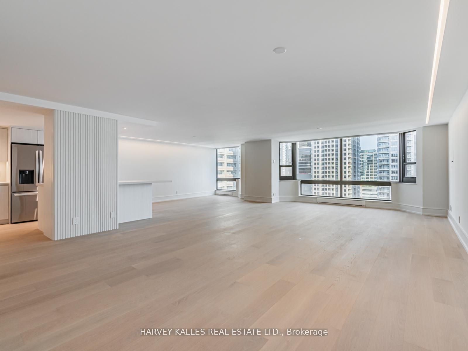 Additional image 4 of 1703-1166 Bay Street, Toronto, ON, M5S 2X8