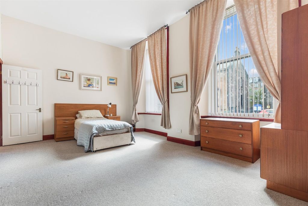 Additional image 8 of 2 bed flat for saleUnion Street, Greenock PA16