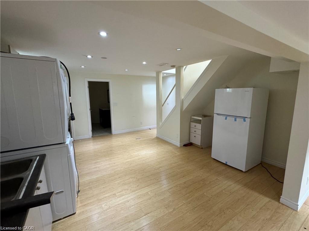 Lower-116 Zieman Crescent, Cambridge, ON, N1T 2H5 photo 3