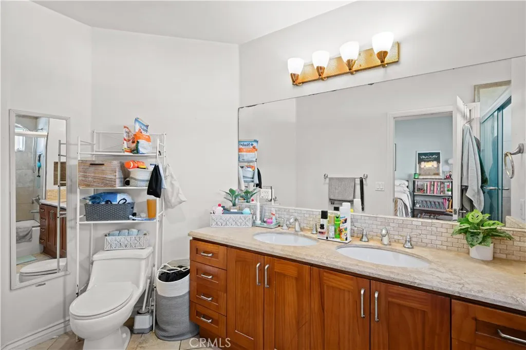Additional image 20 of 626 E Orange Grove Avenue Unit 301, Burbank, CA 91501